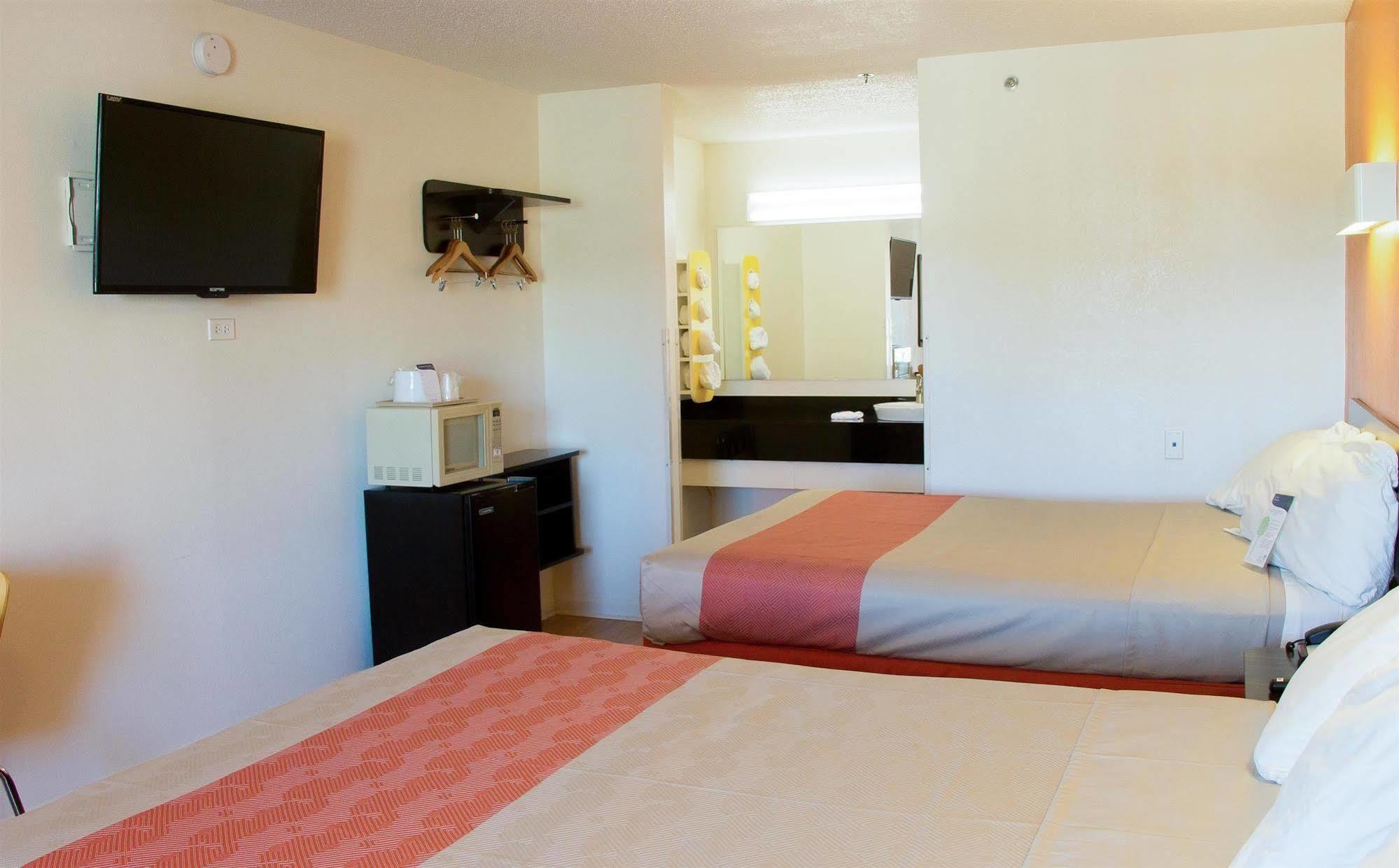 Motel 6-Cookeville, TN Buitenkant foto